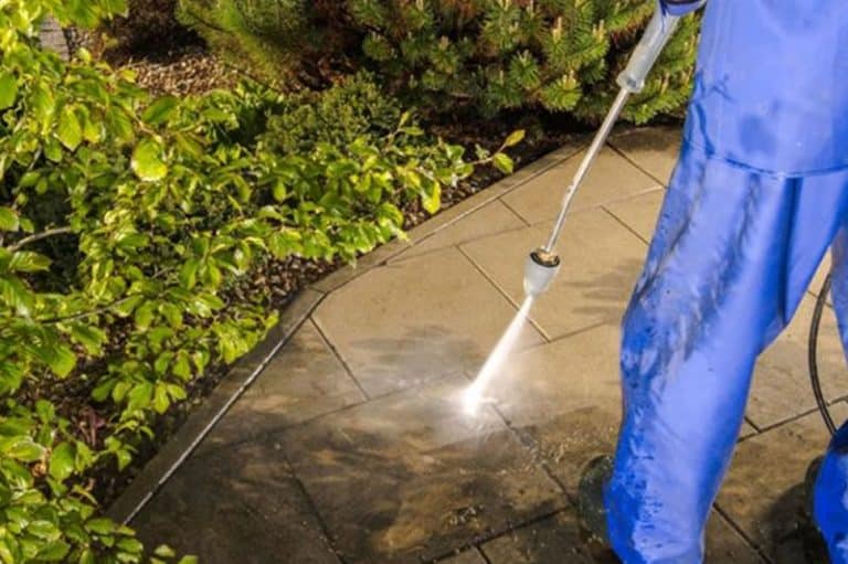 What's The Difference Between Power Washing & Pressure Wash