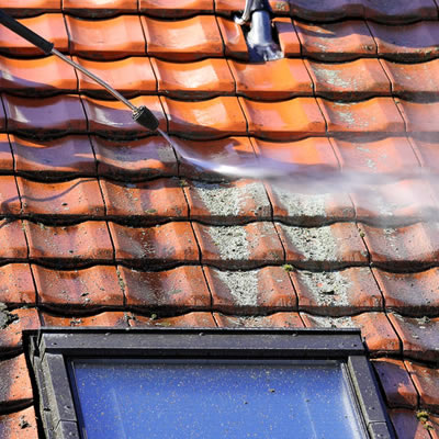 pressure washing is safe for your roof